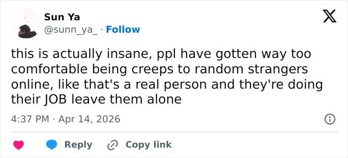 Handsome New York Botanical Garden Scientist Forced To Turn Off Comments After Thirsty Fans Take It Too Far Handsome New York Botanical Garden Scientist Forced To Turn Off Comments After Thirsty Fans Take It Too Far