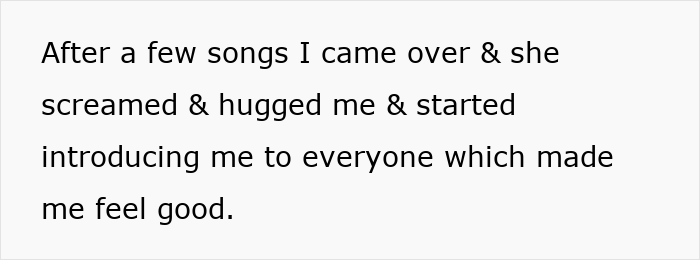 Guy&rsquo;s Imagination Drives Him Mad As He Spots Fianc&eacute;e Not Putting On Her Engagement Ring At Clubs