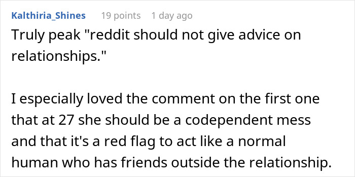 Guy&rsquo;s Imagination Drives Him Mad As He Spots Fianc&eacute;e Not Putting On Her Engagement Ring At Clubs