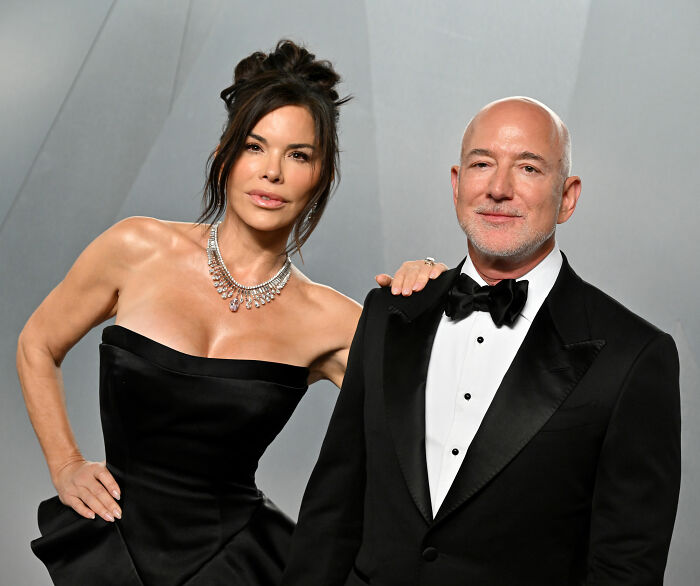 “He Is Rich, But He Is Not Stupid”: Jeff Bezos’ Coachella Outfit Sparks Debate After People Make Wild Connection