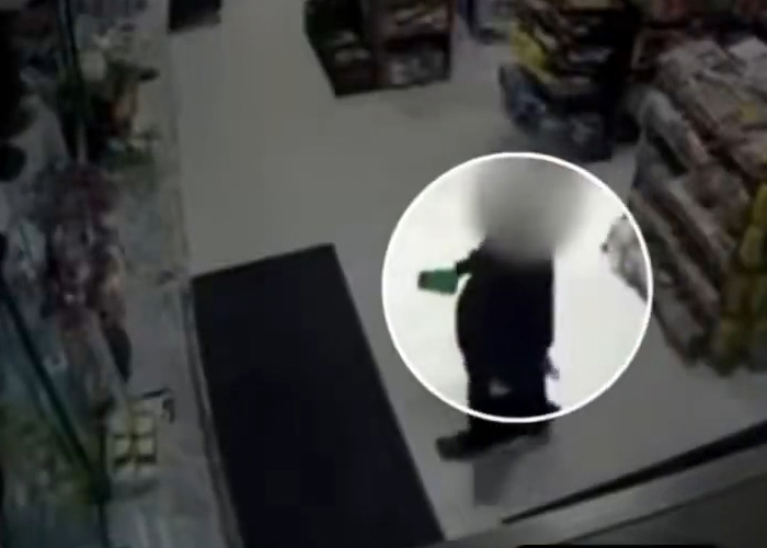 Abducted Teen&rsquo;s Silent Cry For Help Leads Gas Station Clerk To Dramatic Rescue