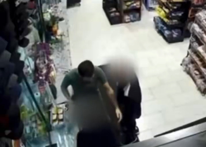Abducted Teen&rsquo;s Silent Cry For Help Leads Gas Station Clerk To Dramatic Rescue