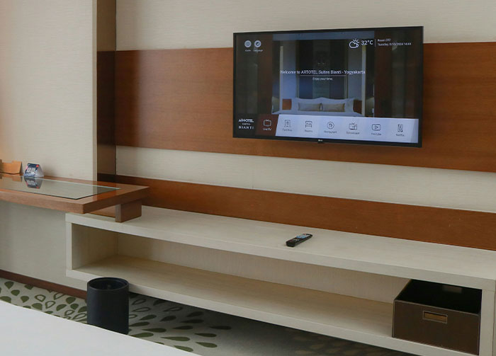 “Full Of Free Water”: 38 Hotel Hacks People Swear By That Others Don’t Know