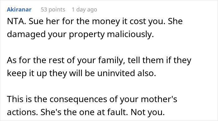 Mother Pours Wine Over Daughter’s Wedding Dress While Smiling, Says It’s Fate