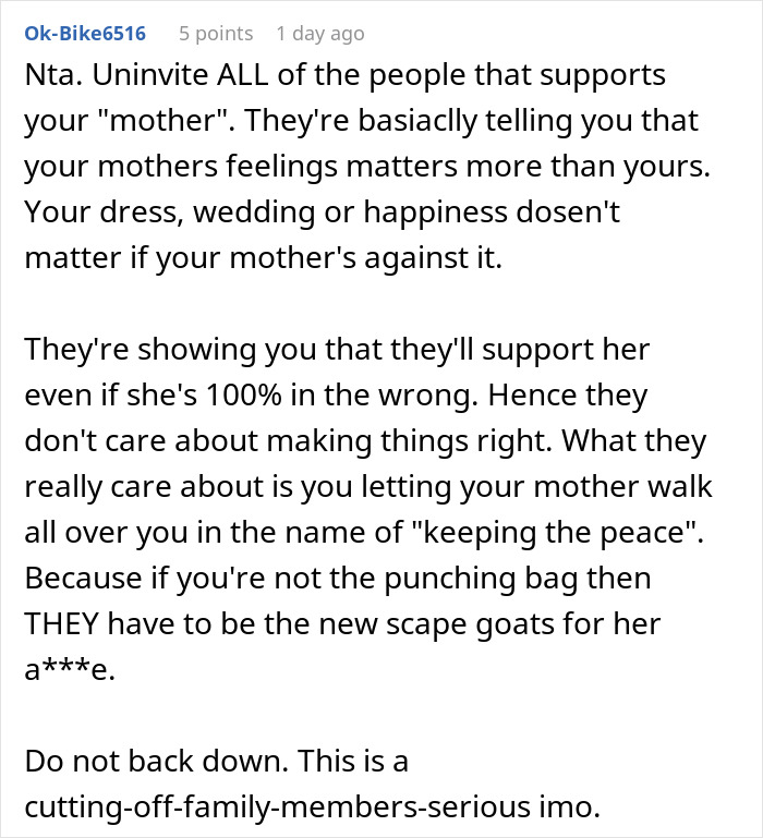 Mother Pours Wine Over Daughter’s Wedding Dress While Smiling, Says It’s Fate