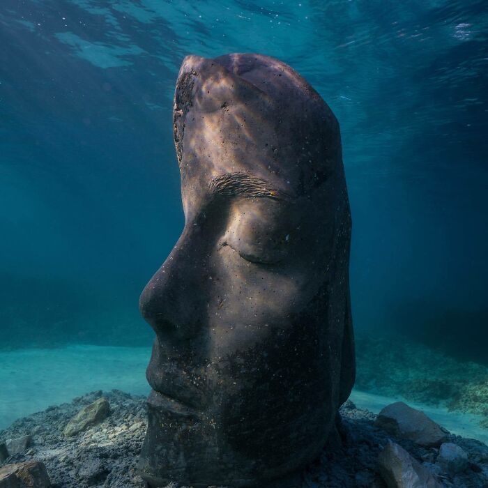 40 Unique Sculptures That Turn The Sea Floor Into A Living Art Gallery While Restoring Fragile Ecosystems