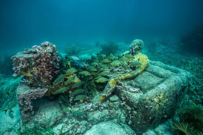 40 Unique Sculptures That Turn The Sea Floor Into A Living Art Gallery While Restoring Fragile Ecosystems
