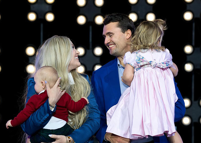 “Embarrassing” Revelation Behind Erika Kirk&rsquo;s Sudden Turning Point USA Pull‑Out