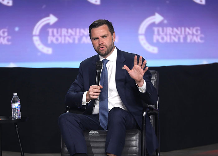 “Embarrassing” Revelation Behind Erika Kirk&rsquo;s Sudden Turning Point USA Pull‑Out