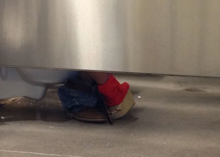 “How Low-Class”: Obscene Moment Of MLB Fan Caught On Camera At Pirates Game