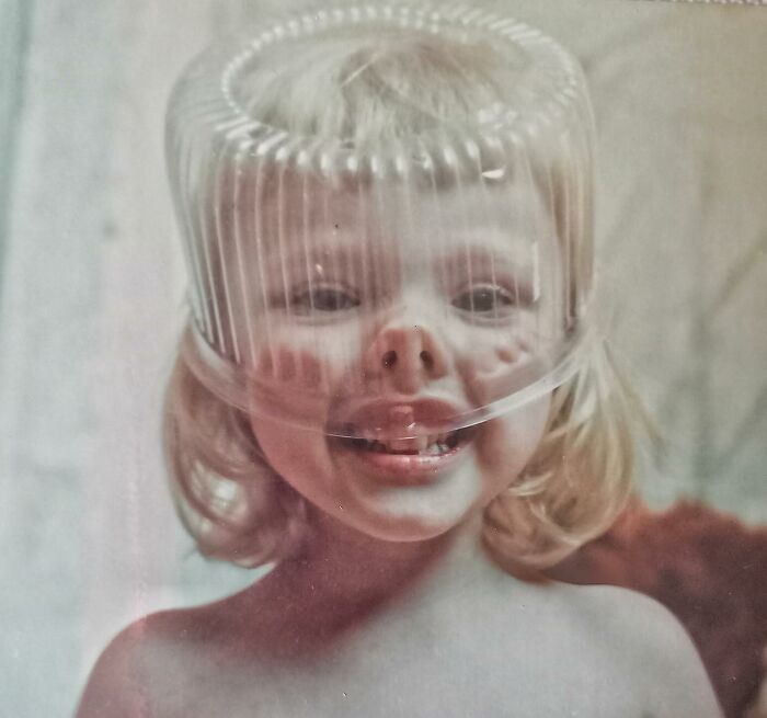 79 Funny And Chaotic Childhood Photos These Folks Probably Wanted To Burn