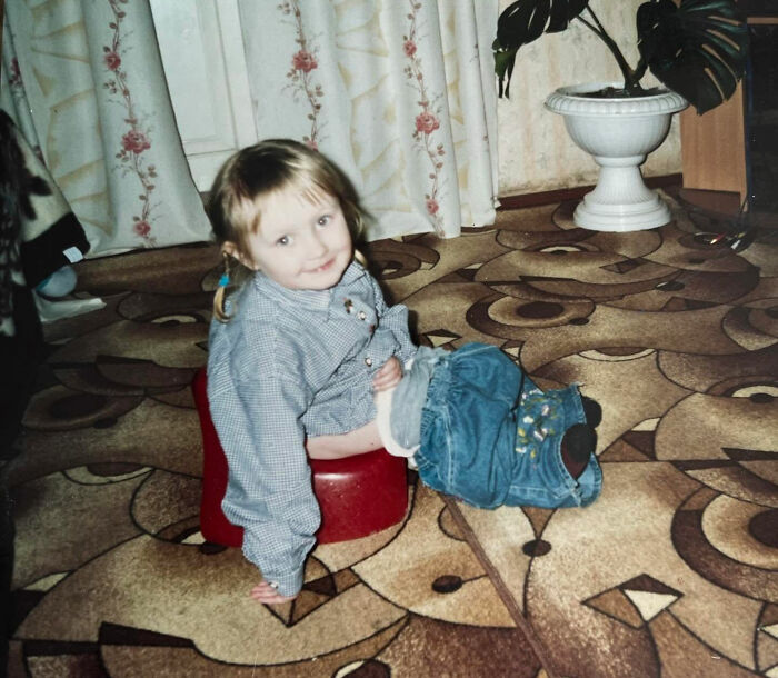 79 Funny And Chaotic Childhood Photos These Folks Probably Wanted To Burn