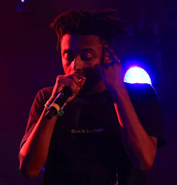 Amin&eacute;: Bio And Career Highlights