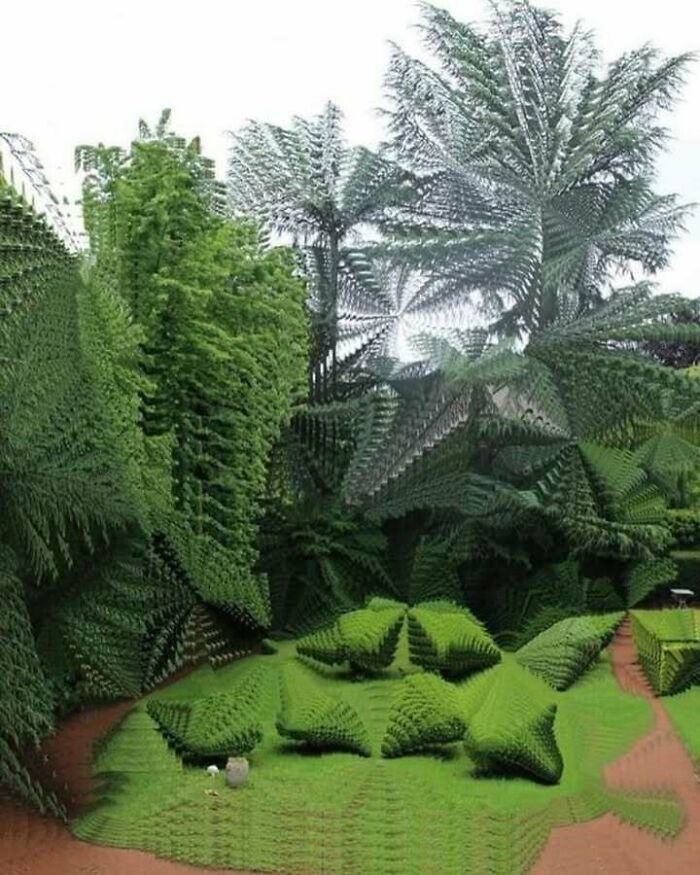 99 Confusing And Unhinged Images Where “Things Only Get Weirder” The Longer You Look (New Pics)