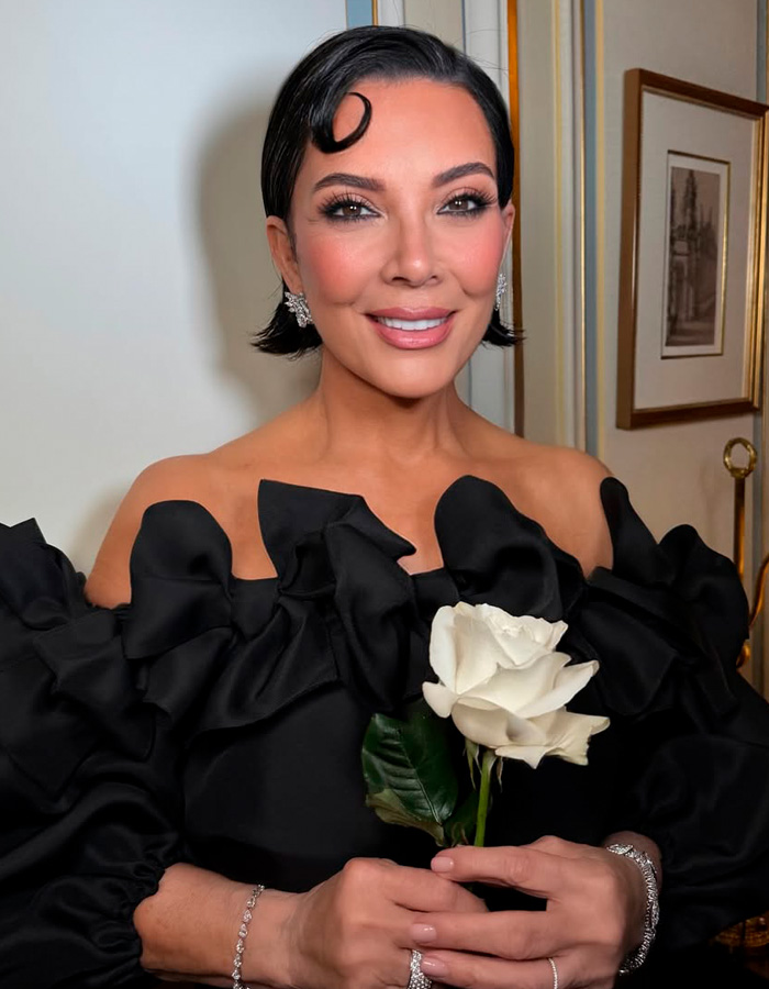 “Gravity Will Always Win”: Internet Reacts To Kris Jenner Reported Dissatisfaction With Her $100k Facelift