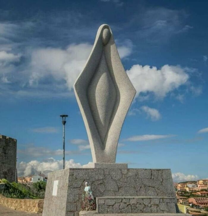 Here&rsquo;s What Happens When Designers Work Without Common Sense, In 79 Hilarious Pics