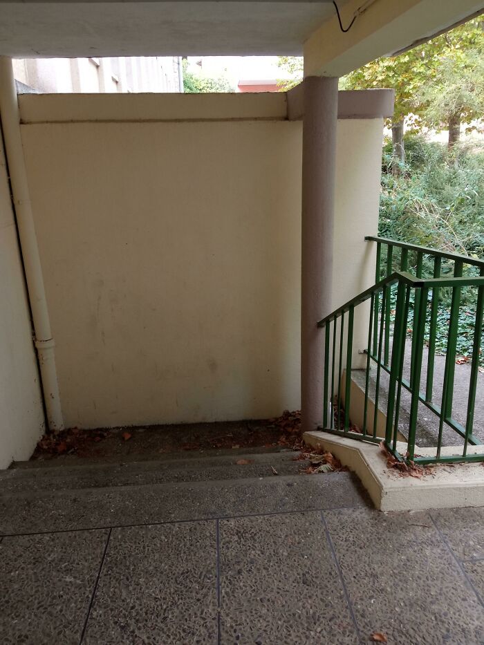 Here&rsquo;s What Happens When Designers Work Without Common Sense, In 79 Hilarious Pics