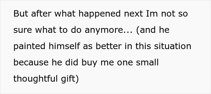 Man Plays Video Games For 5 Hours, Then Complains When Wife Tracks Time He Spent With Their Baby