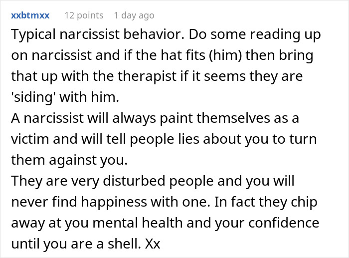 Man Plays Video Games For 5 Hours, Then Complains When Wife Tracks Time He Spent With Their Baby