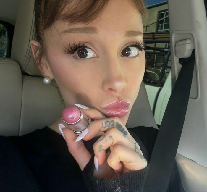 “Kind Of Insulting”: Robert De Niro’s Comments About Working With Ariana Grande Spark Backlash