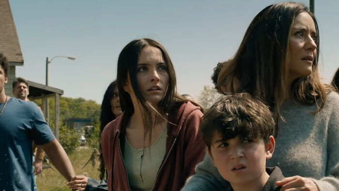 &lsquo;From&rsquo; Season 4 Premiere Sets New Series Record With A Terrifying Twist And One Burning Question