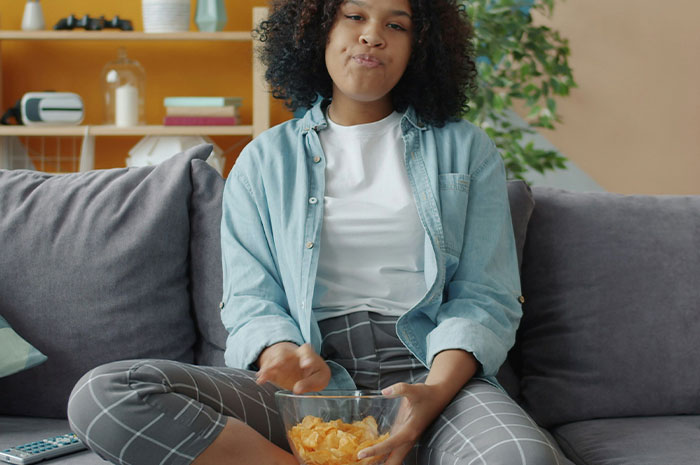 37 Healthcare Workers Warn About Things You Should Never Do To Your Body