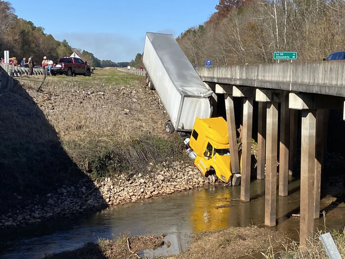 &ldquo;Duct Tape Won&rsquo;t Help&rdquo;: 69 Times People&rsquo;s Mistakes Came With A Huge Price Tag (New Pics)