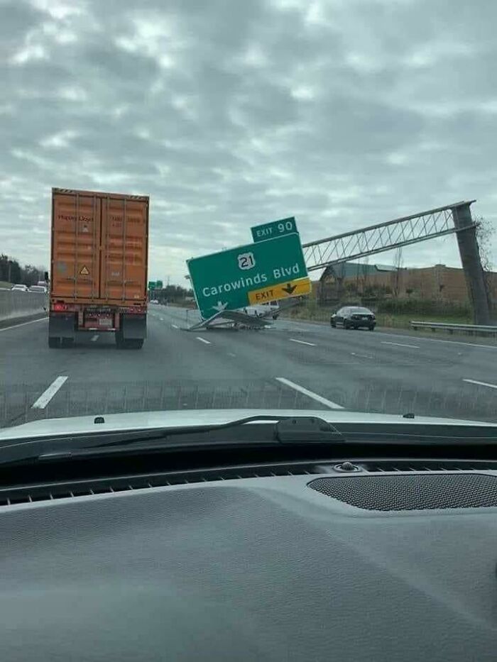 &ldquo;Duct Tape Won&rsquo;t Help&rdquo;: 69 Times People&rsquo;s Mistakes Came With A Huge Price Tag (New Pics)