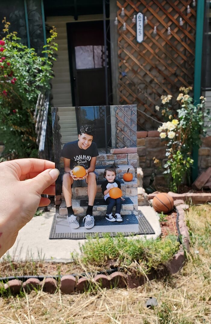 40 &ldquo;Dear Photograph&rdquo; Moments Where People Revisit Their Past In The Most Emotional Way