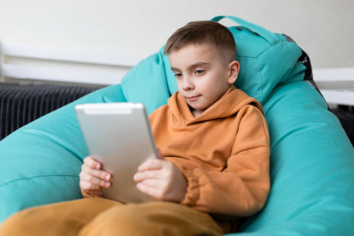 &ldquo;iPad At Full Volume&rdquo;: Mother Refuses To Find Babysitter For Autistic Son, Yoga Instructor Loses It