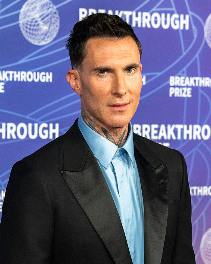 “The Milk Has Spoiled”: Adam Levine’s New Red Carpet Look Leaves Fans Stunned