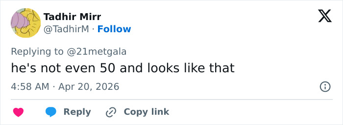 “The Milk Has Spoiled”: Adam Levine’s New Red Carpet Look Leaves Fans Stunned