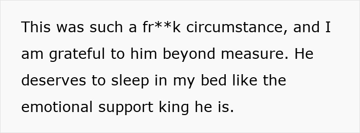 Woman Brings Home Cute Senior Cat, Accidentally Signs Up For Matching Tapeworms And Expensive Regret