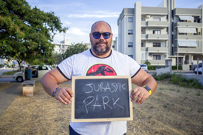 This Photographer Asked People About Their Favorite Movies And Uncovered Many Hidden Film Gems (24 New Pics)