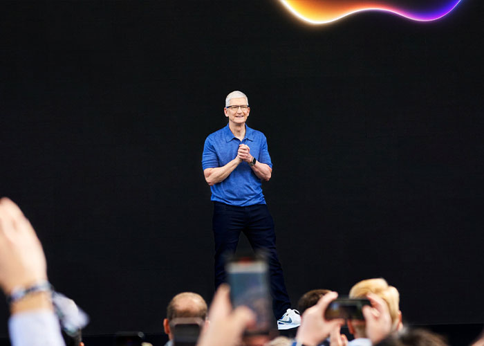 Tim Cook’s Real Reason For Abruptly Bailing As Apple CEO Revealed In Bombshell Report