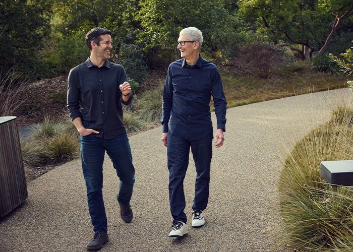Tim Cook’s Real Reason For Abruptly Bailing As Apple CEO Revealed In Bombshell Report