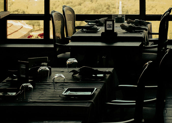 People Believe That These 75 Random Signs Show Our Economy Is Not Doing That Well