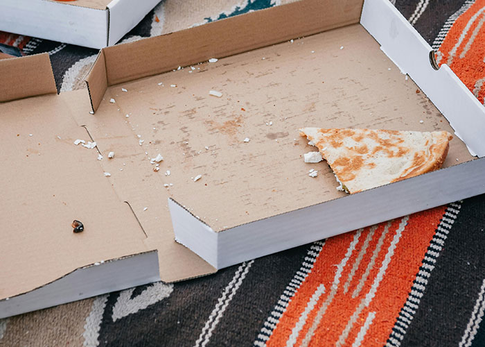 87 People Are Sharing Stories About Their Weird Roommates And It’s Wild