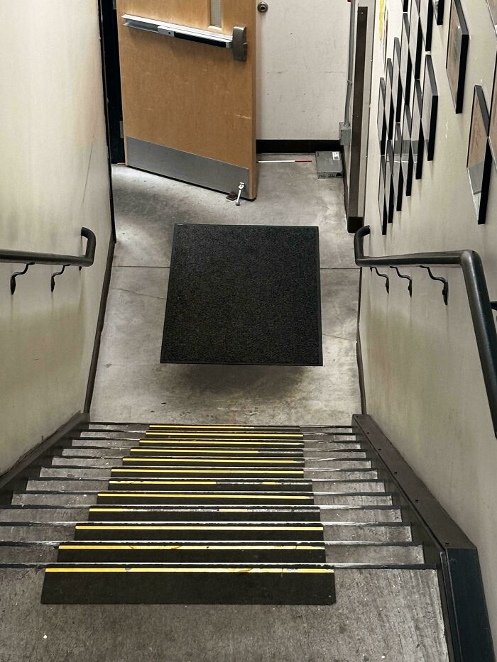 115 Misleading And Confusing Photos That Seem Like A Glitch In Real Life (New Pics)