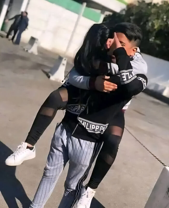 115 Misleading And Confusing Photos That Seem Like A Glitch In Real Life (New Pics)