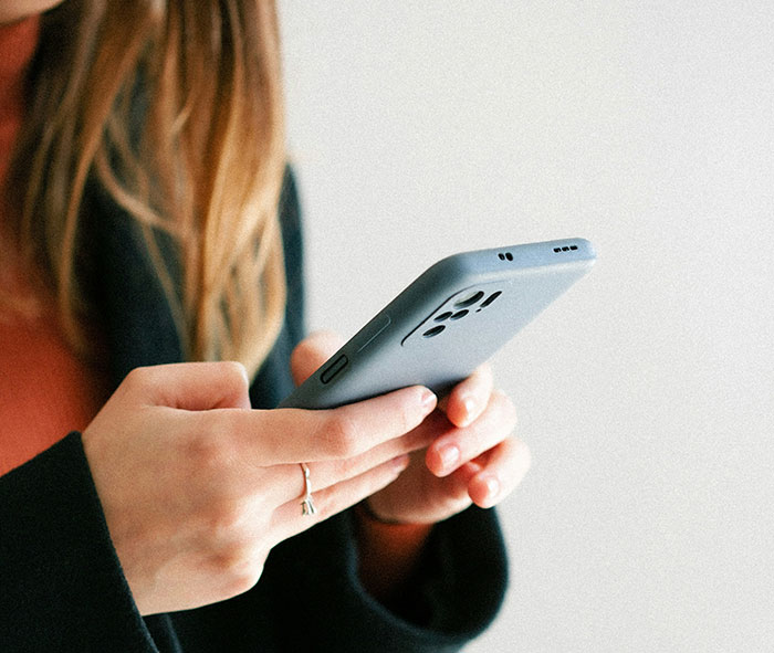 &ldquo;You&rsquo;re Sick&rdquo;: Woman Sends Cruel Message To Sister Who Cheated With Her BF, Doesn&rsquo;t Regret It At All