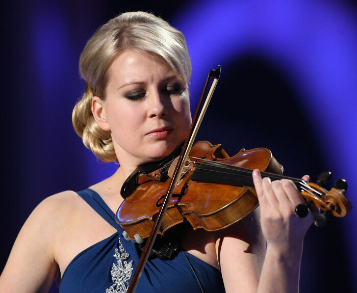 Many Torn Between Blaming Conductor Or Soloist After Antique Violin Valued In Millions Is Destroyed On Stage