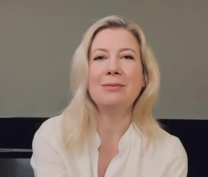 Many Torn Between Blaming Conductor Or Soloist After Antique Violin Valued In Millions Is Destroyed On Stage