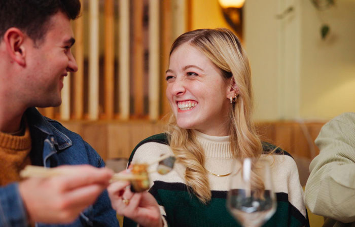 “It’ll Cost You Your Husband”: Friend Refuses To Pay $200 To Woman’s BF, Woman Causes Her Divorce