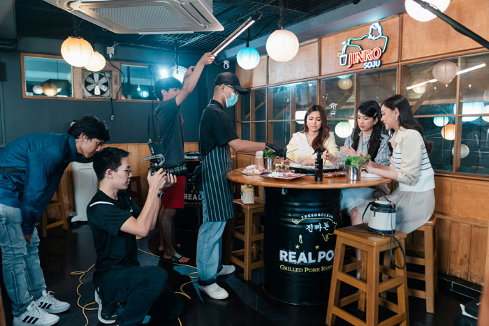 “It’ll Cost You Your Husband”: Friend Refuses To Pay $200 To Woman’s BF, Woman Causes Her Divorce