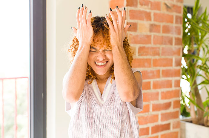 Guy Regrets Housing Friend And His Fam Against GF’s Wishes After Their Toddler Ends Up In The ER