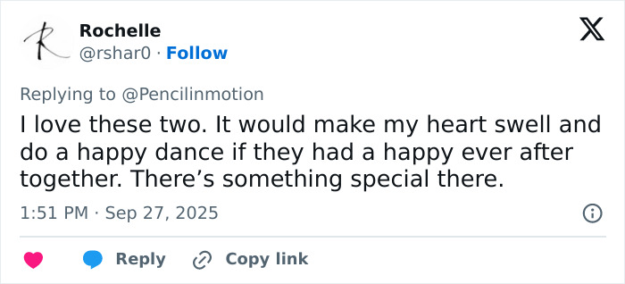 Katie Holmes’ Subtle Move Sparks Rumors She And ‘Dawson’s Creek’ Costar Joshua Jackson Are Back Together