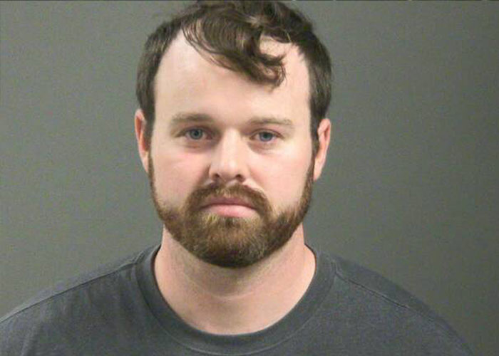 “Courageous” Girl Accusing Joseph Duggar Of Horrific Acts “Strong Enough To Share Her Story”