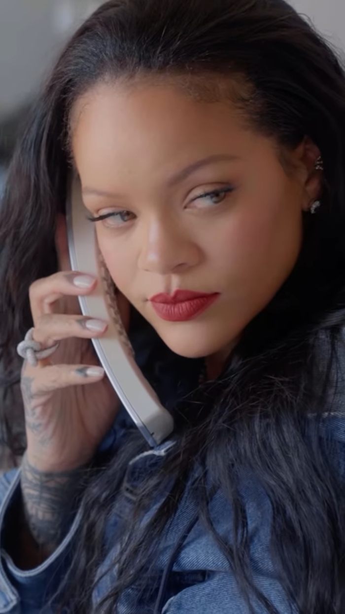 Rihanna&rsquo;s W Magazine Cover With Daughter Rocki Leaves Fans Talking After Noticing Strange Details