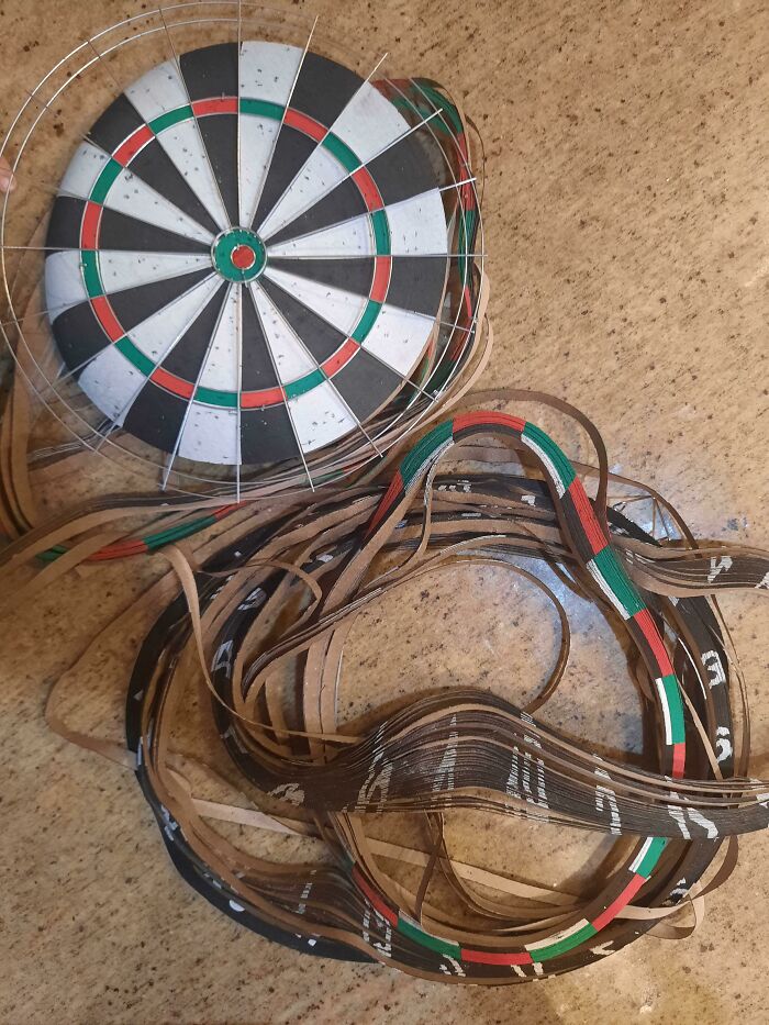 &ldquo;Decided To Fall Apart Before My Wedding&rdquo;: 59 Times Things Broke So Badly, It Looked Intentional